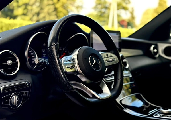 Mercedes-Benz Klasa C cena 122999 przebieg: 122354, rok produkcji 2020 z Skoki małe 742